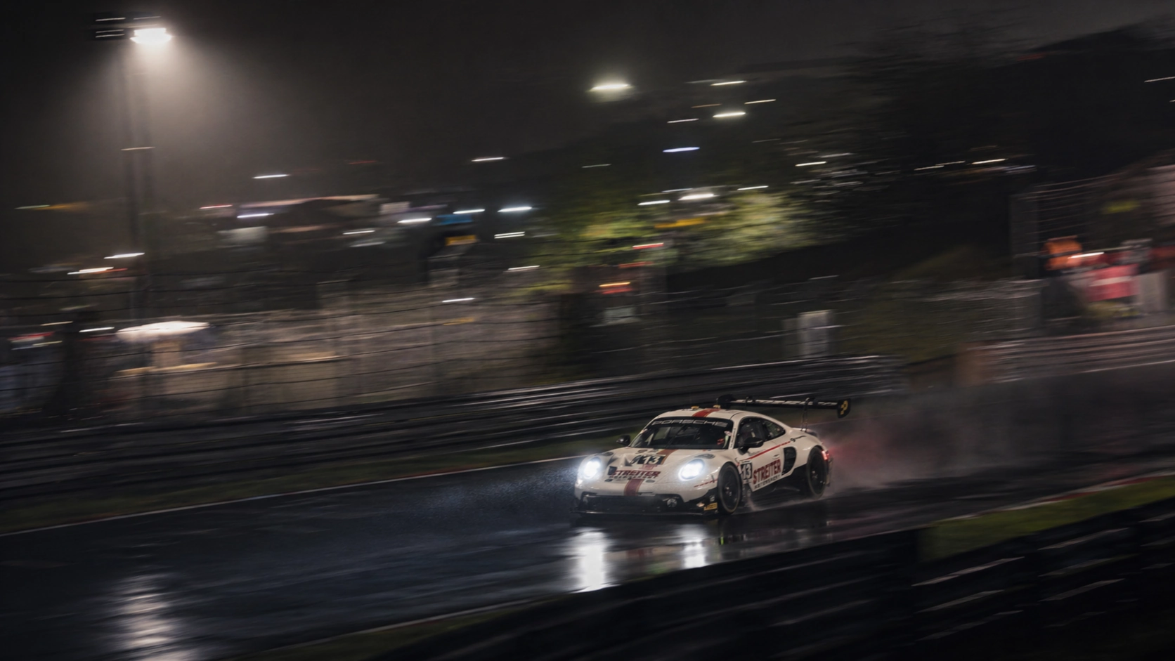 Porsche 911 GT3 R — #5